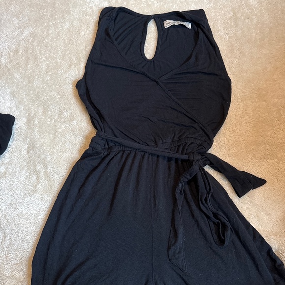 Romper - Picture 1 of 3